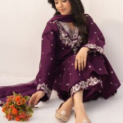 MBR Noir Embroidered 3-Piece Lawn Suit – Design 03