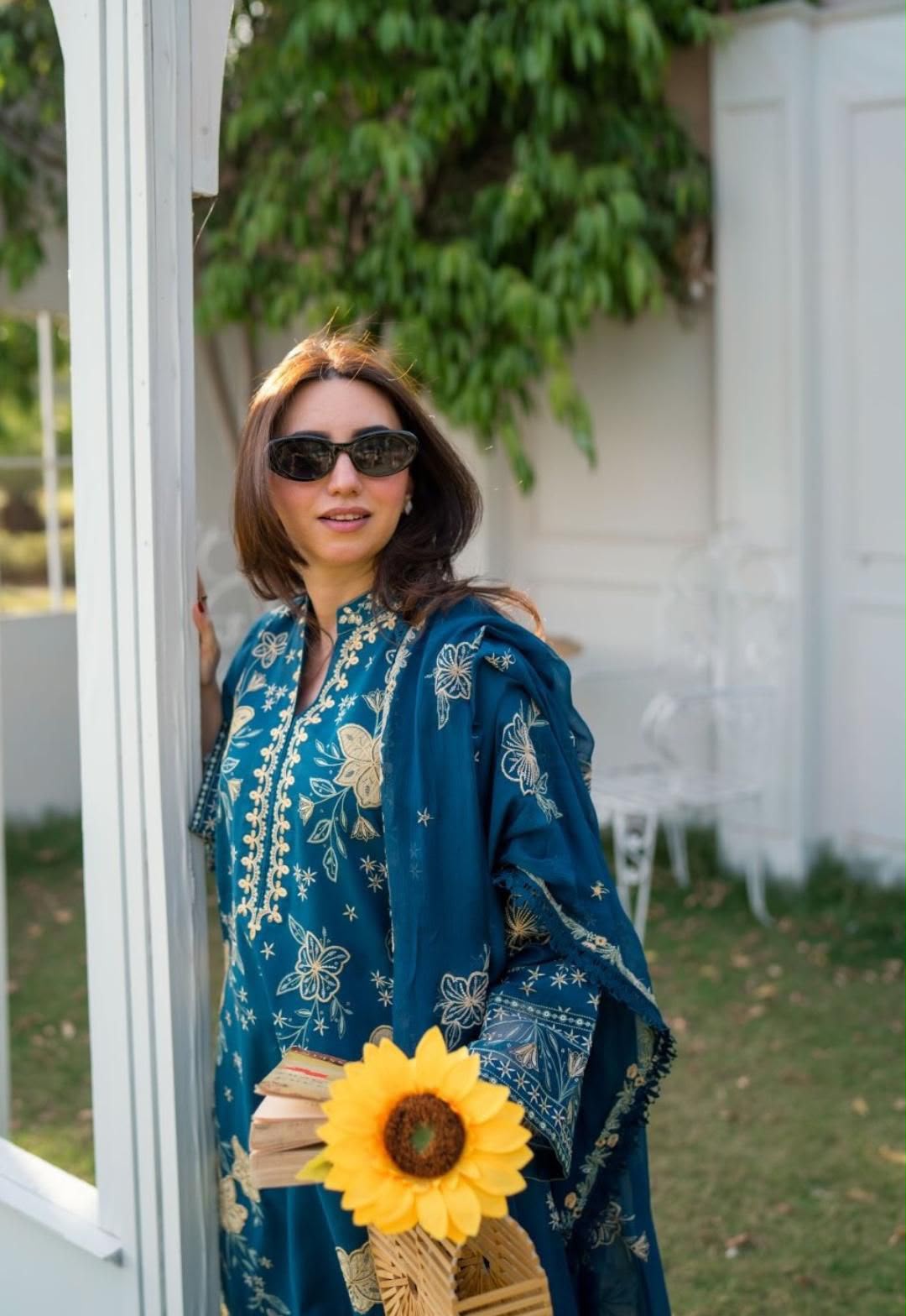 Aneela Embroidered 3-Piece Lawn Suit – Design 03