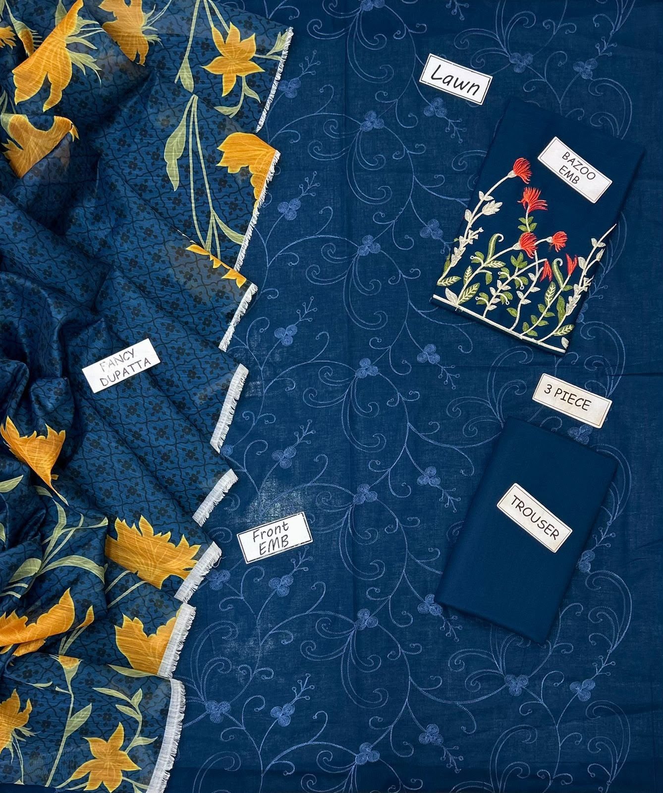 Baroque Embroidered Lawn 3-Piece Suit - Image 6