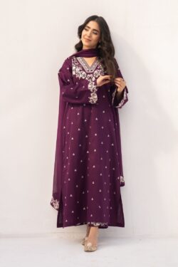 Embroidered Lawn 3-Piece Suit – Plum
