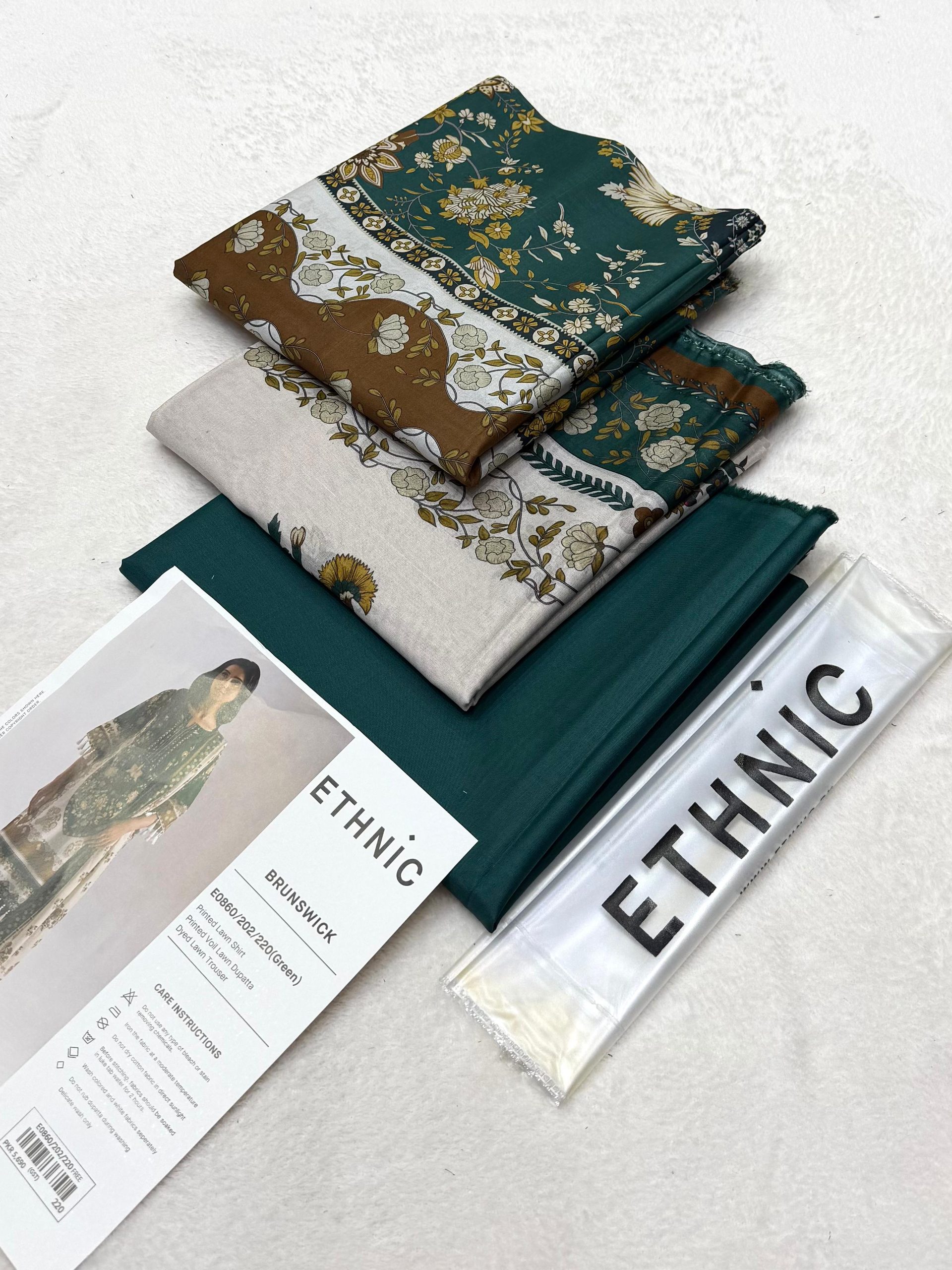Ethnic Digital Printed Lawn 3-Piece Suit - Image 8