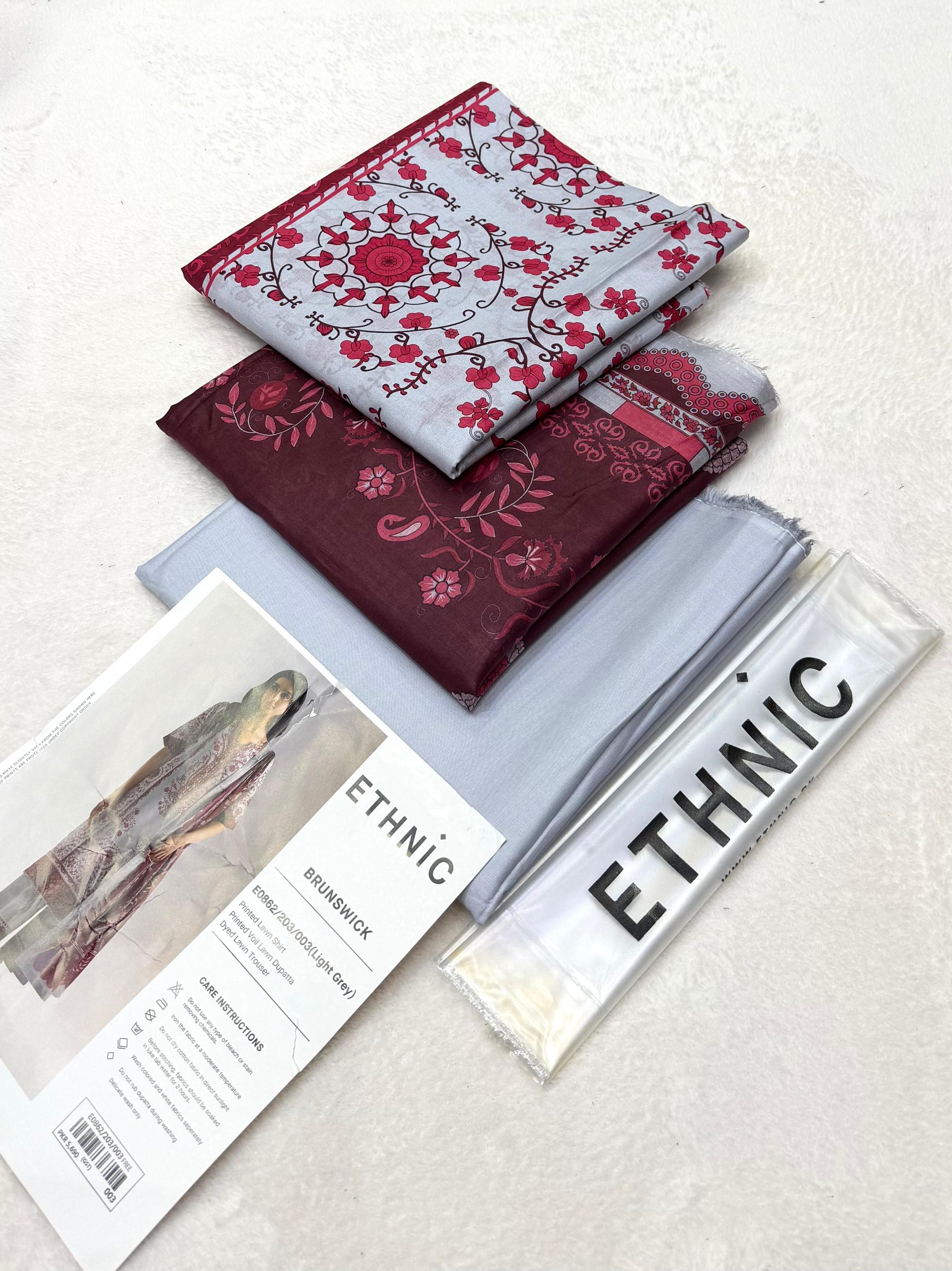 Ethnic Digital Printed Lawn 3-Piece Suit - Image 5