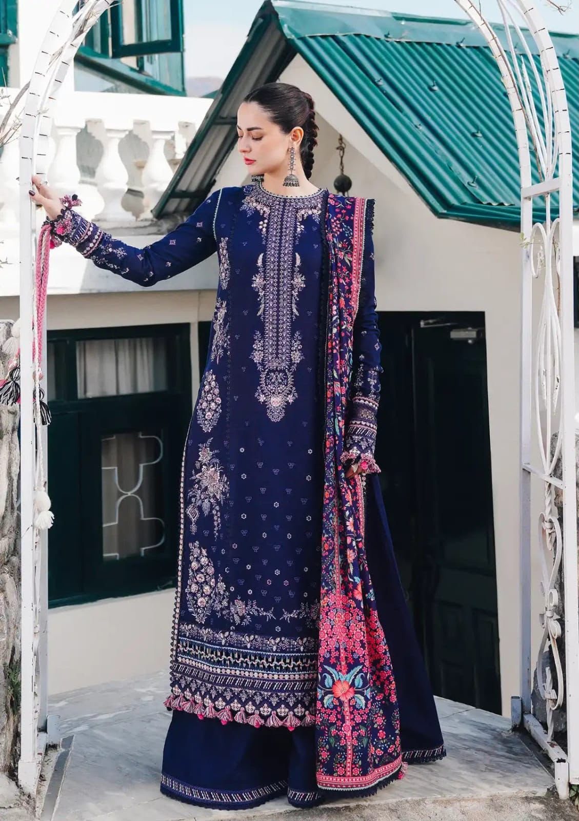 Hussain Rehar Embroidered Lawn 3-Piece Suit