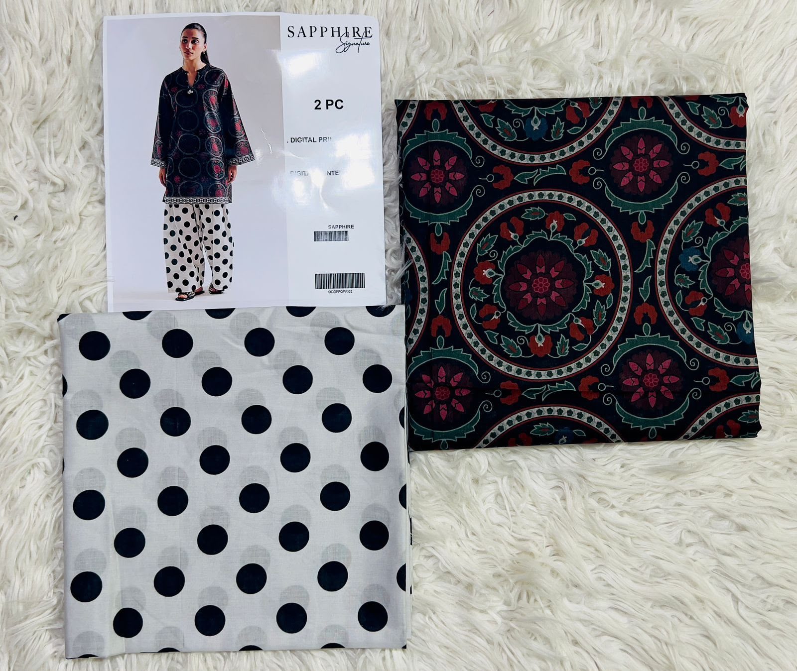 Sapphire Digital Printed Lawn 2-Piece Suit - Image 24